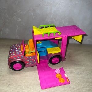 Polly Pocket Slumber Party Safari Vehicle 2011 Camper